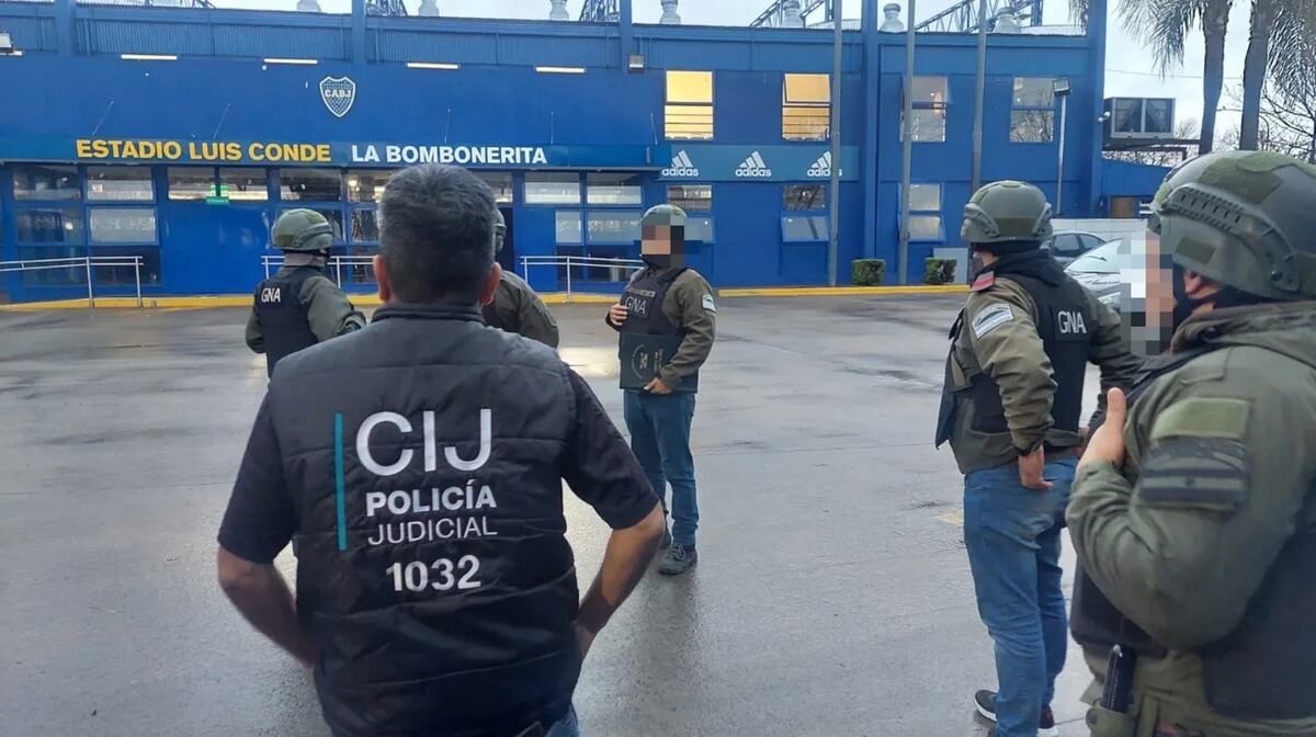 Allanamientos en Boca: la Justicia investiga un posible fraude en la venta de entradas e involucran al hermano de Riquelme