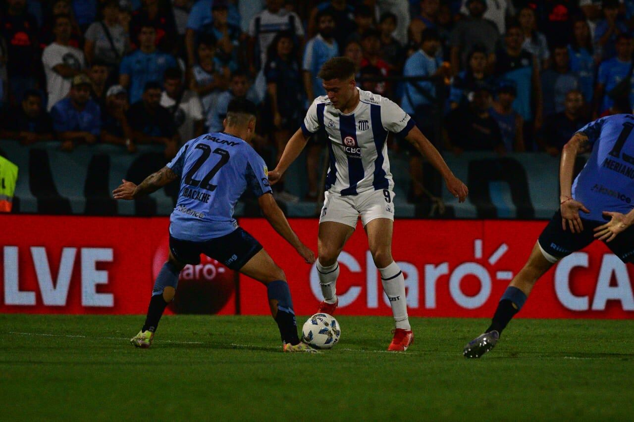 Belgrano y Talleres se enfrentaron por la fecha 7 de la Copa de la Liga Profesional, en Alberdi. (La Voz)