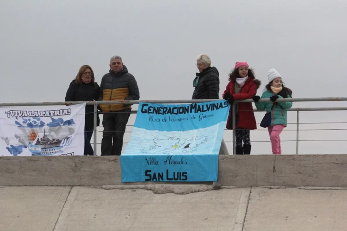 Homenaje a los héroes de Malvinas