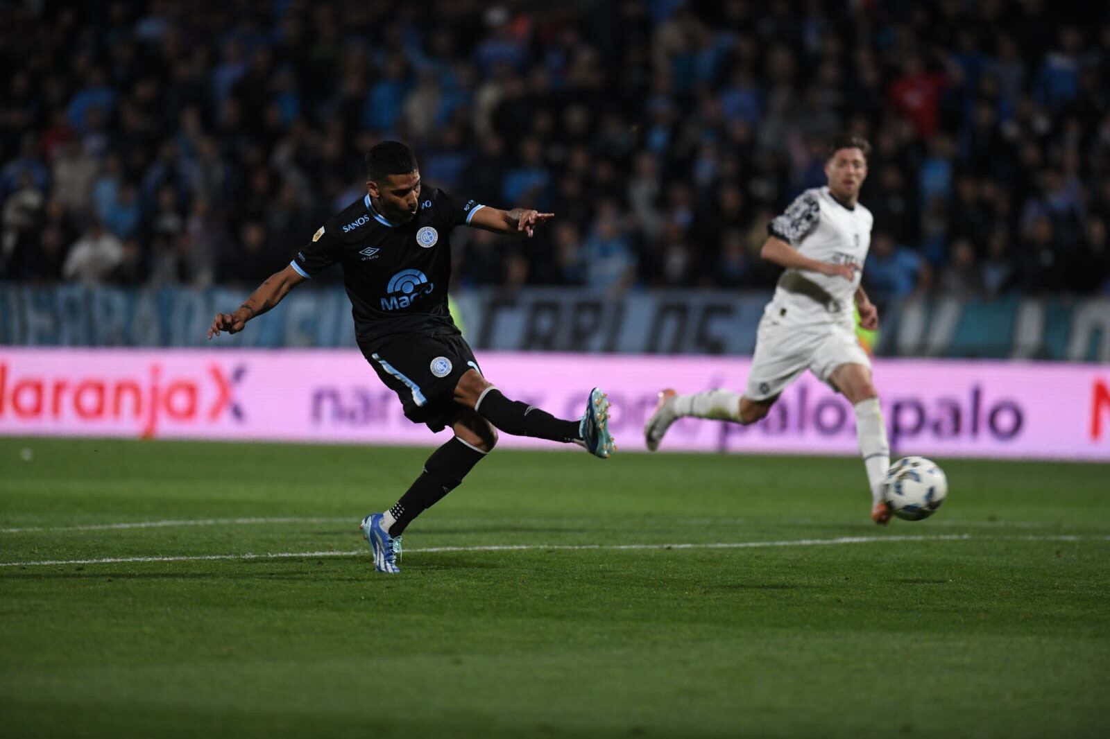 Belgrano recibe a Independiente en el Gigante de Alberdi.  (Facundo Luque / La Voz)