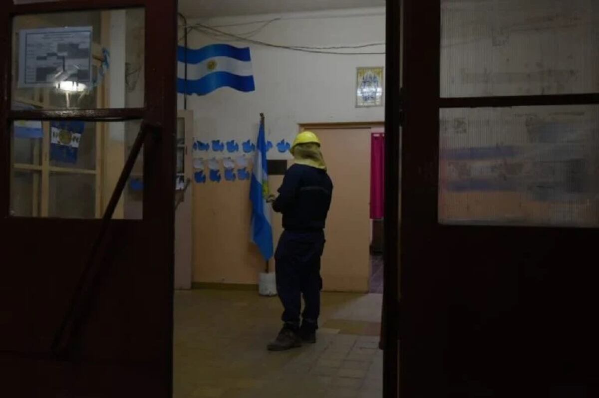 24 alumnos de una escuela de Guaymallén se intoxicaron con gas cuando practicaban Educación Física