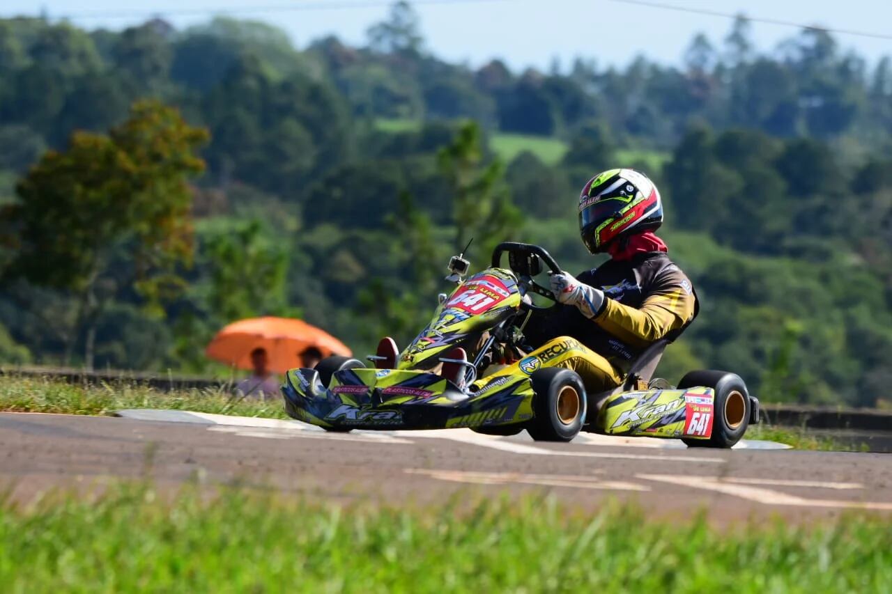 Motores encendidos para la segunda fecha del Misionero de Karting en Oberá.