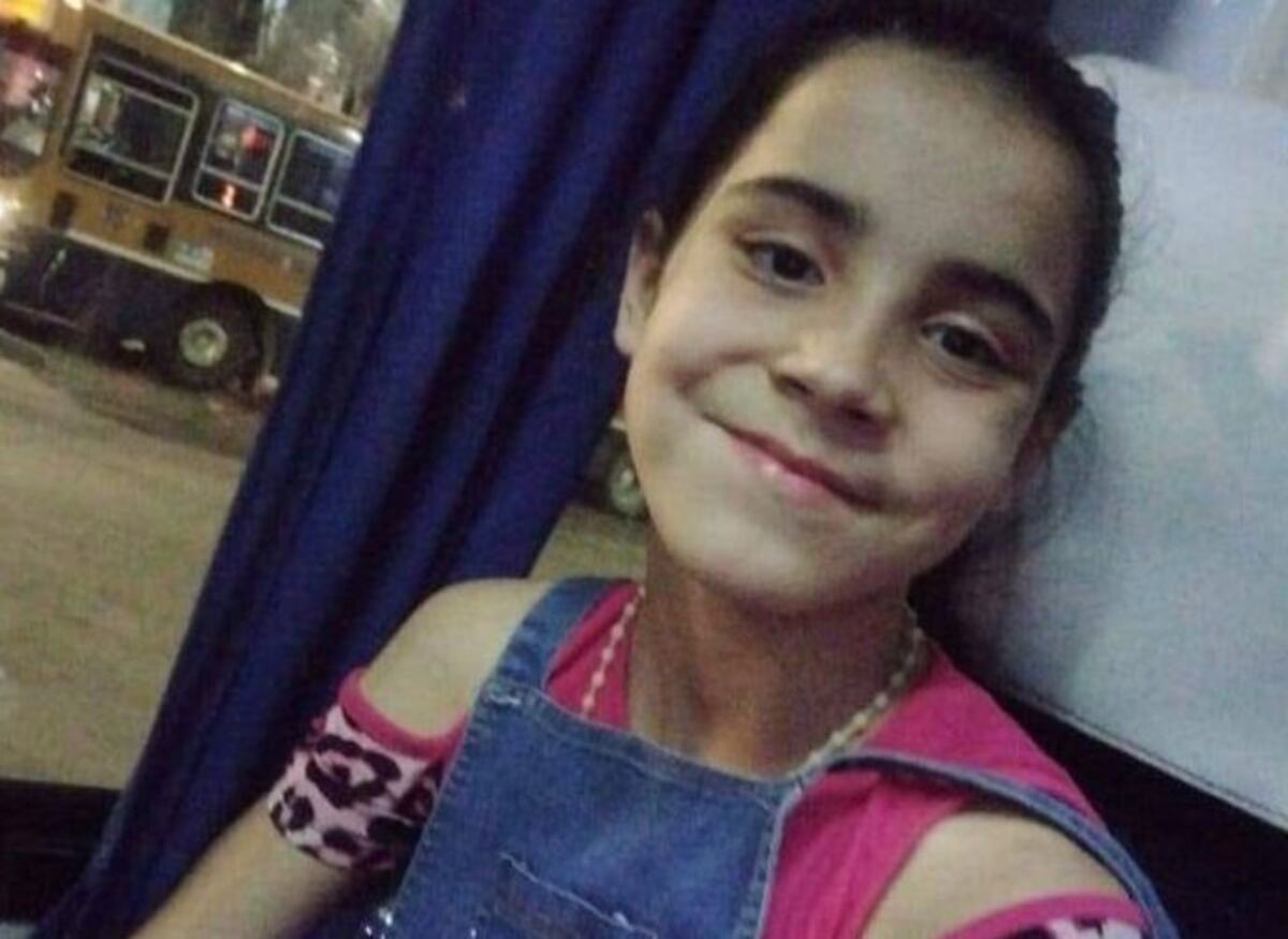 Piden ayuda para una niña de San Martín que necesita comprar un dispositivo que evita el hundimiento del pecho
