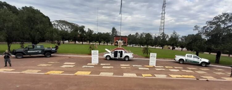 San Ignacio: incautan marihuana de contrabando.