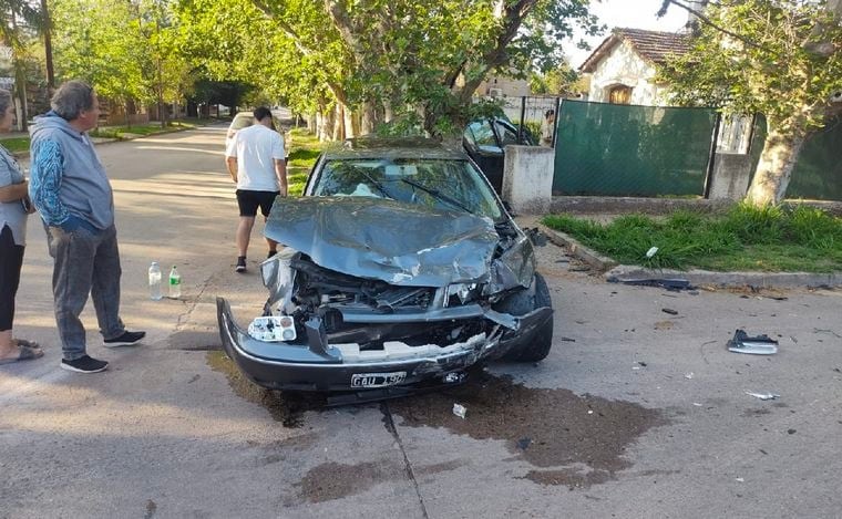 El siniestro vial acaeció en el inicio del fin de semana largo.