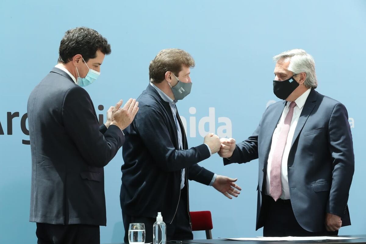 Alberto Fernández y parte de su gabinete llegan a Tierra del Fuego
