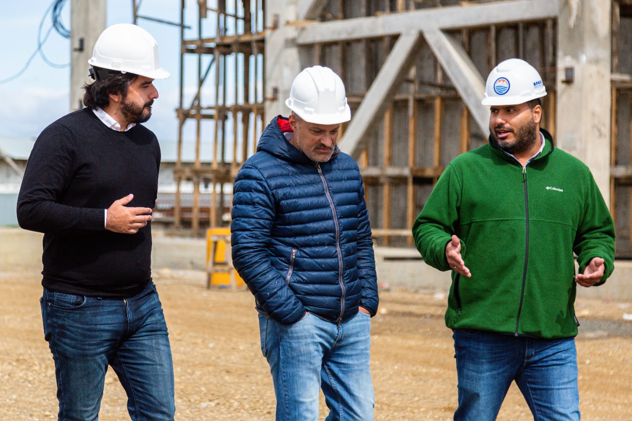 Autoridades recorrieron la nueva planta de tratamientos de efluentes cloacales en Río Grande