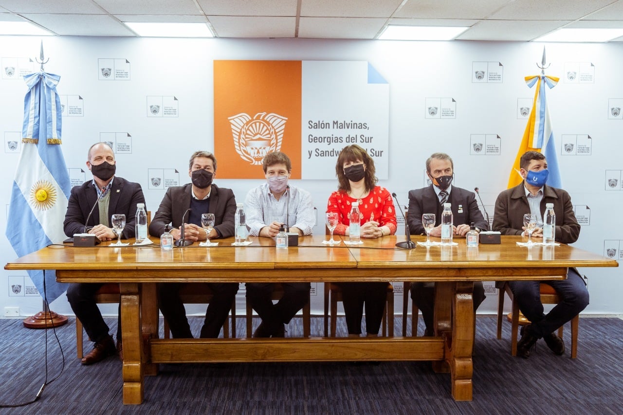 Se brindó una conferencia de prensa para dar inicio a la temporada de cruceros.