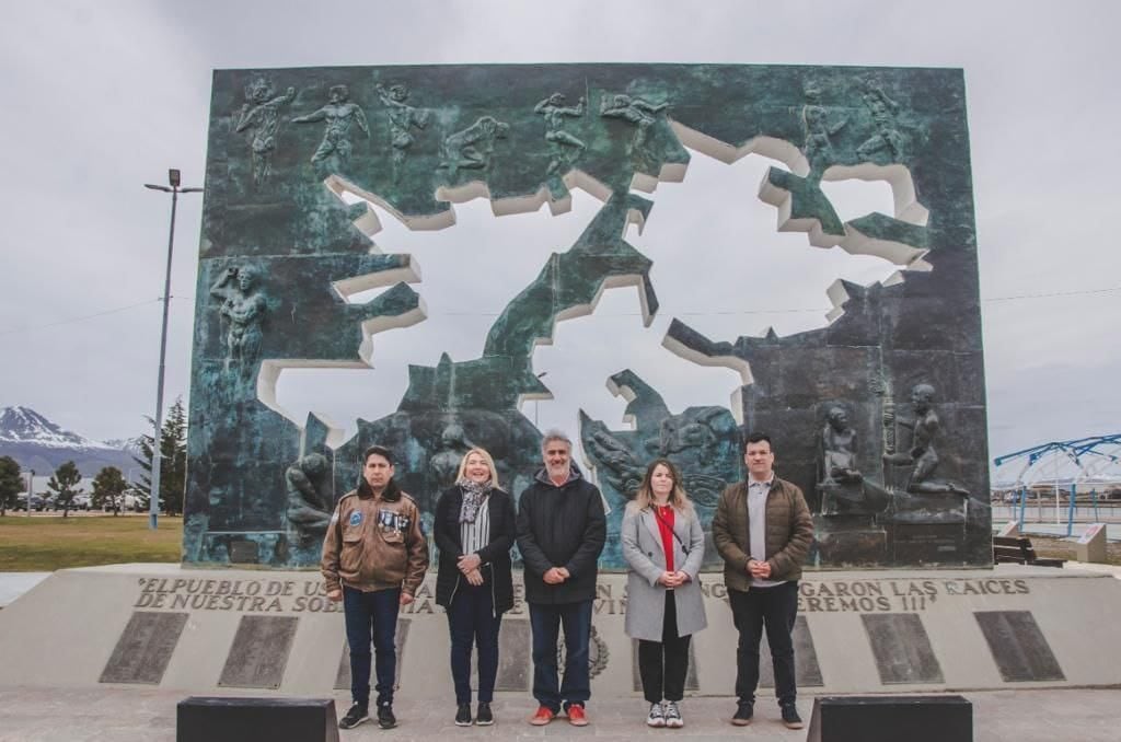 El autor de “la Cuestión de Malvinas: Una hoja de ruta” visitó Pensar Malvinas