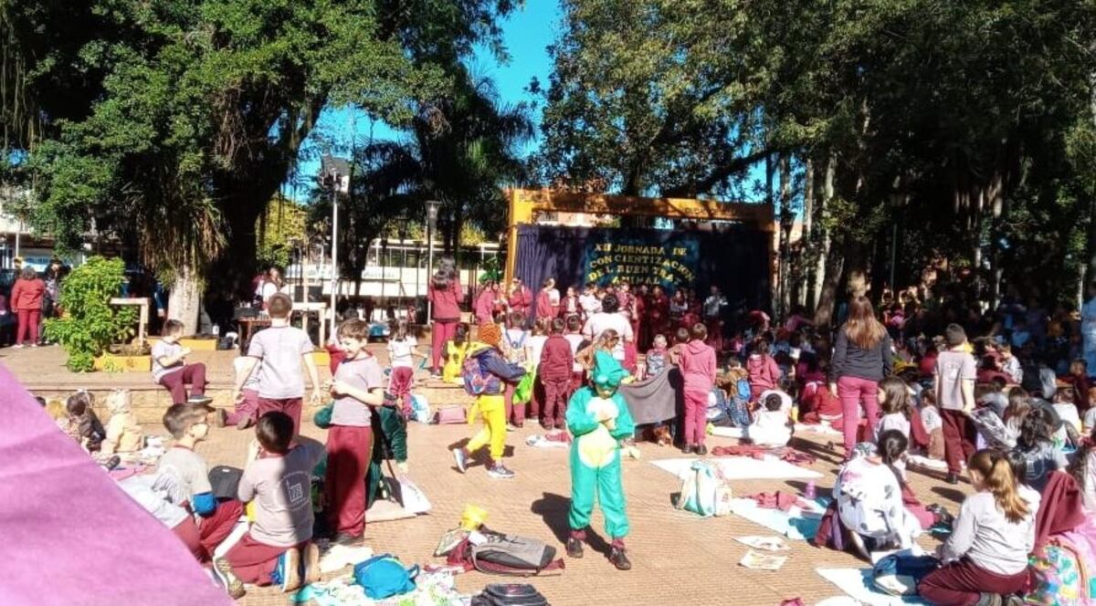 Alumnos concientizaron sobre el buen trato animal en Eldorado