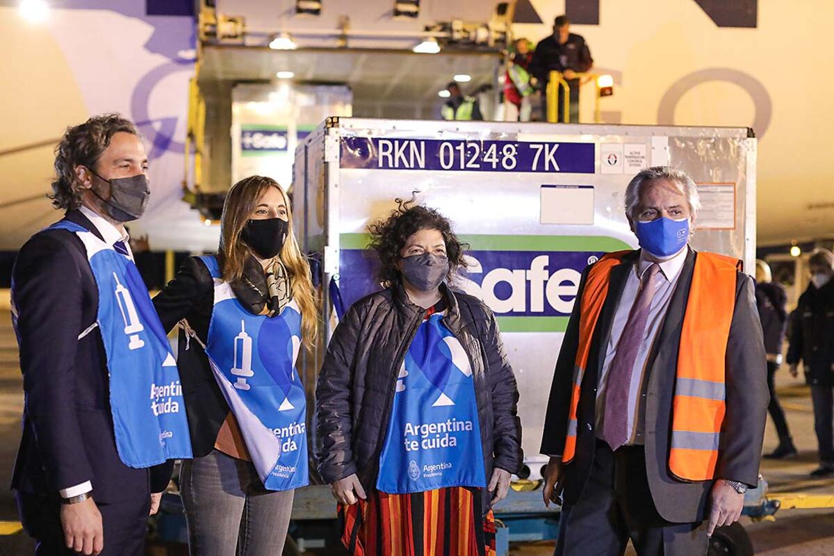 Faltante de Sputnik V: la semana próxima llegan 500 litros para producir la segunda dosis en Richmond