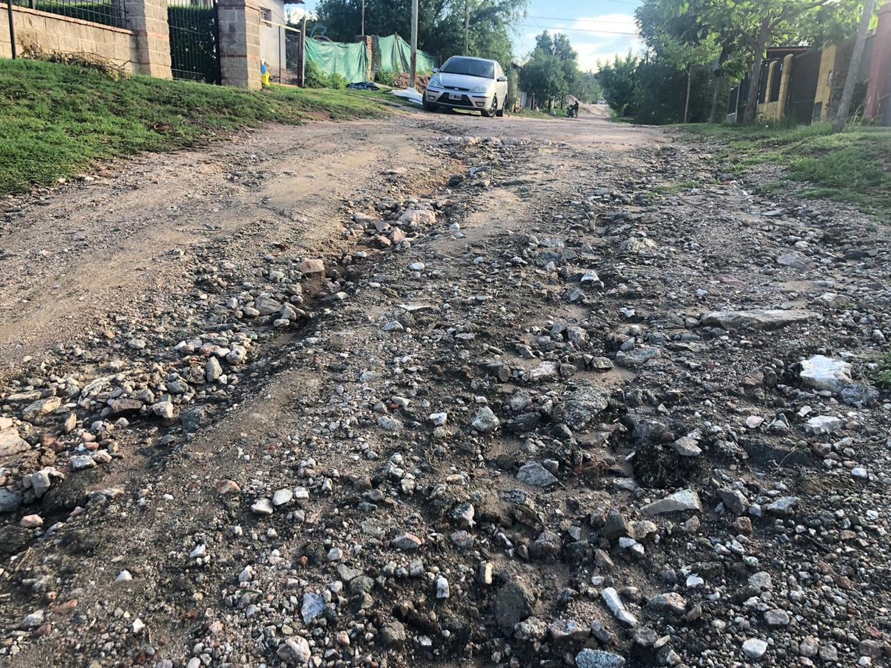 Calles de tierra de Carlos Paz Sierra después del temporal. Foto: VíaCarlosPaz