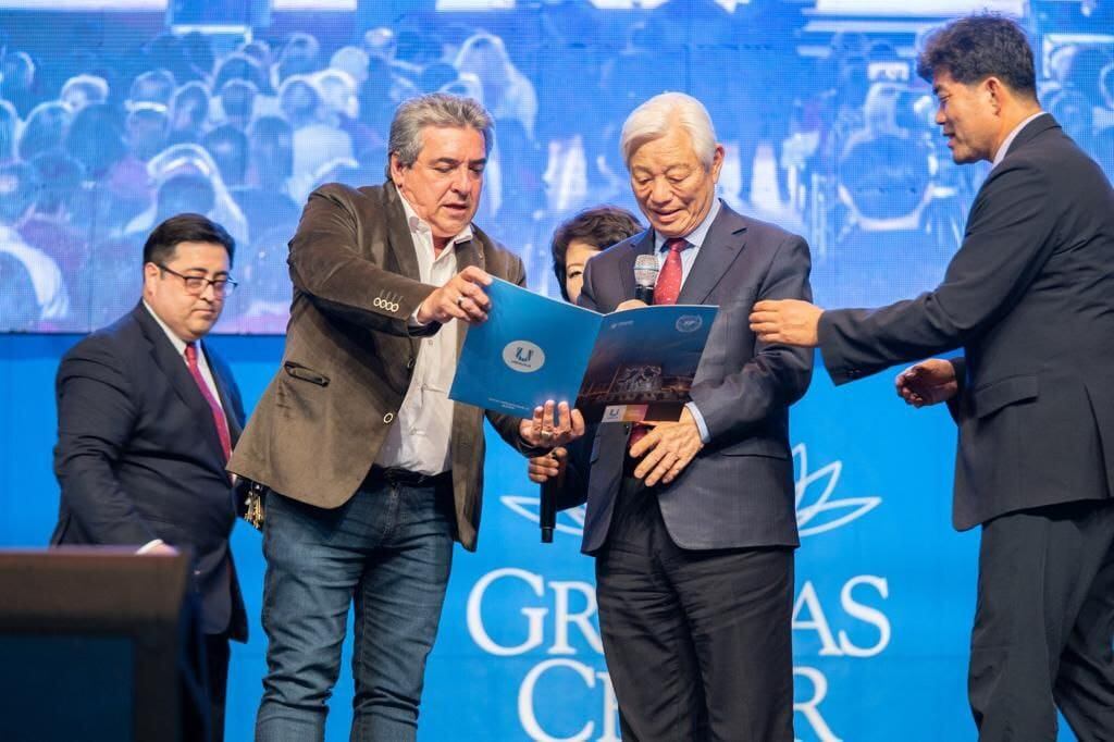 Gran primera presentación del coro “Gracias” en Ushuaia