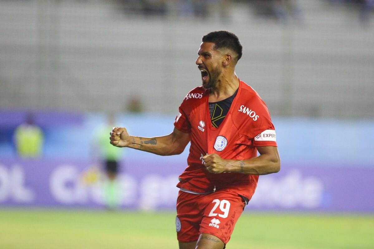 Belgrano disfruta del Franco Jara goleador: así puso el 1 a 0 en Ecuador