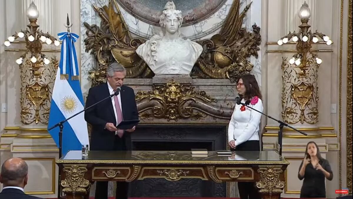 Silvina Batakis juró como ministra de Economía: “Creo en el equilibrio fiscal y tenemos que avanzar en ese sentido”