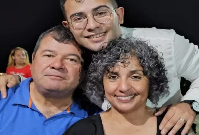 Emerenciano Sena, César Sena y Marcela Acuña, todos imputados por homicidio agravado en la causa de Cecilia Strzyzowski.