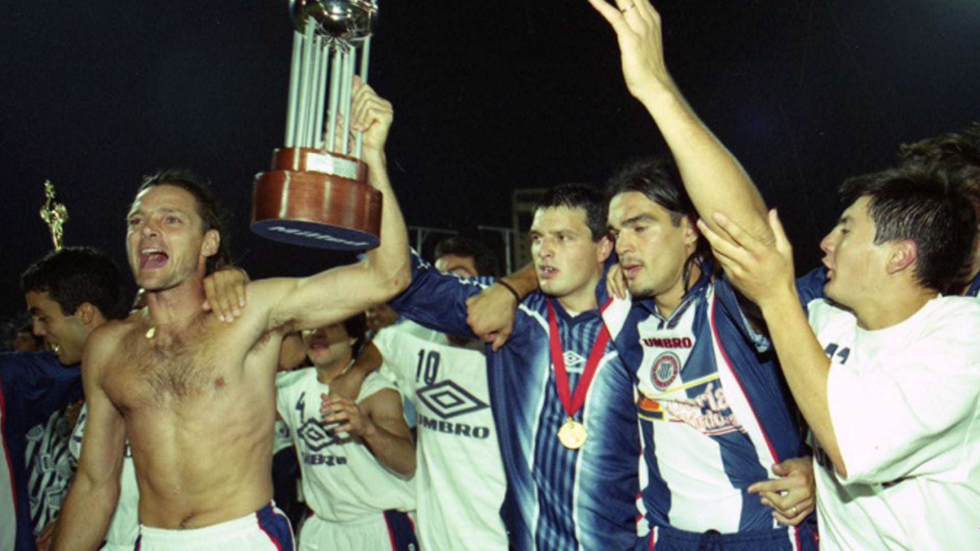 Se cumplen 25 años del título de Talleres en la Copa Conmebol 1999.