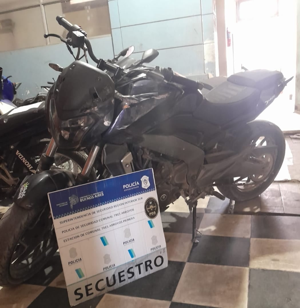 Aprehendido por circular en una motocicleta robada