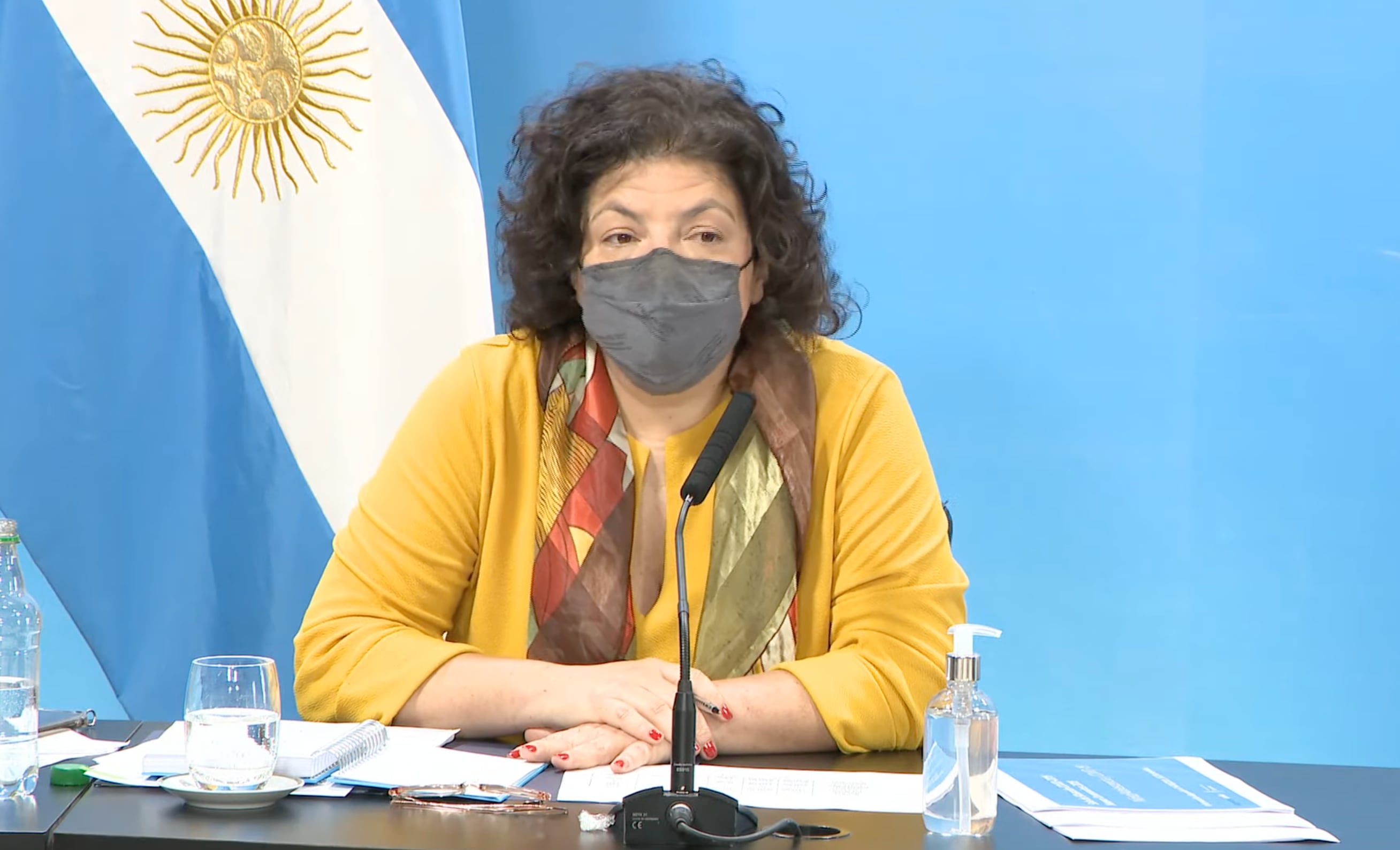 La ministra de Salud, Carla Vizzotti, habló del DNU con el que el Gobierno modifica la ley de vacunas y habilita comprar dosis a Pfizer, Moderna y J&J