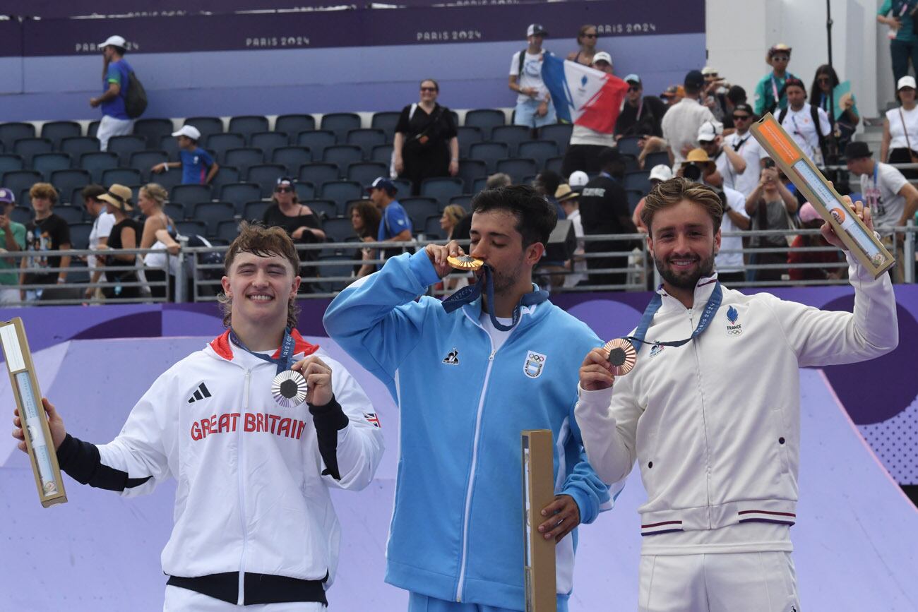 José "Maligno" Torres ganó la medalla de oro en los Juegos Olímpicos de París 2024 en la categoría BMX.  (Gentileza)