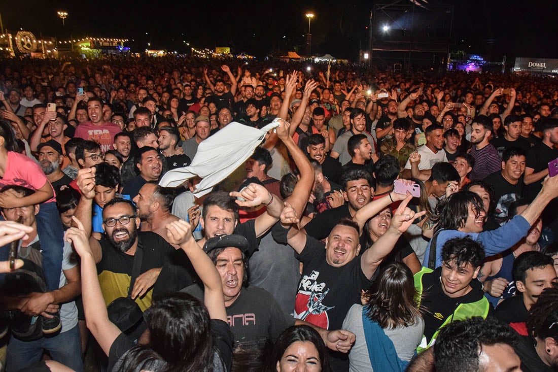 La Nación pedirá el pase sanitario para eventos masivos que sean considerados de "alto riesgo epidemiológico"