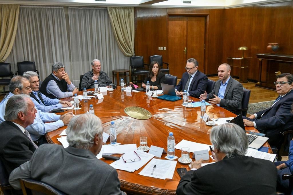 Dirigentes de la UIA se reunirán con Alberto Fernández. Días atrás, lo hicieron con Martín Guzmán. 