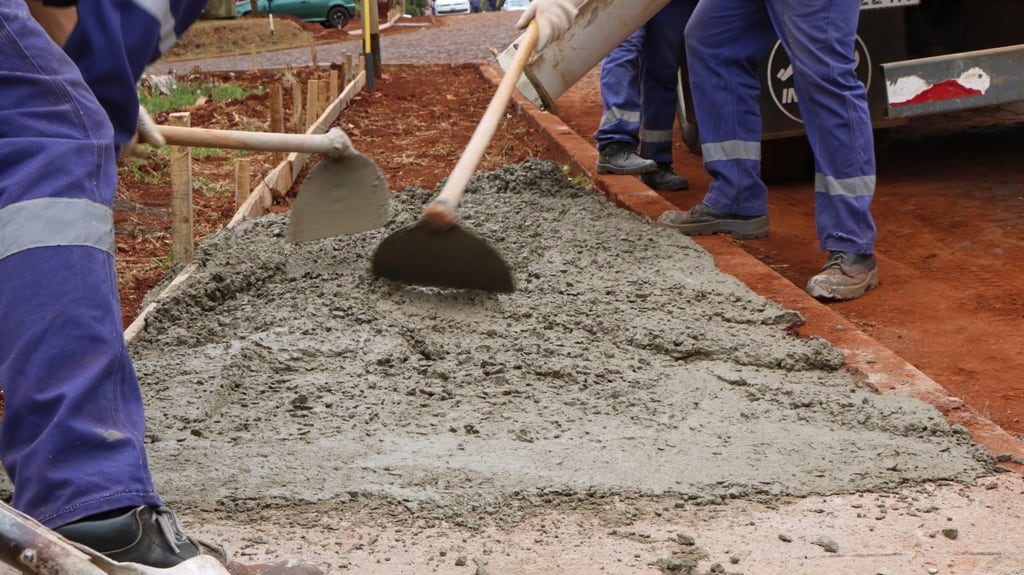 Oberá realiza obras de infraestructura en el casco céntrico y barrios periféricos