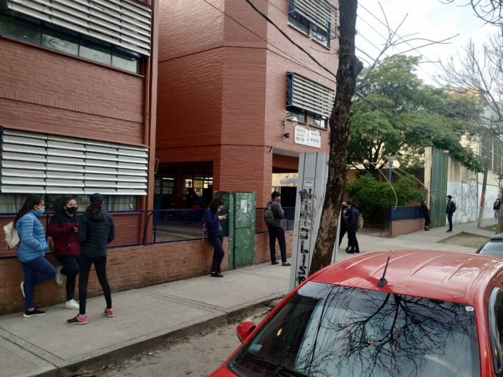 Se trabaja en burbujas y protocolos sanitarios en las escuelas.