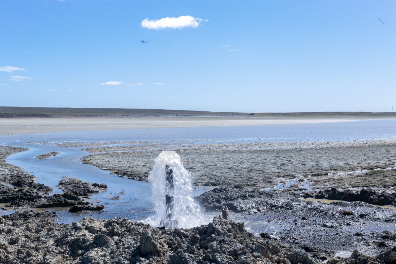 Trabajan para mitigar el impacto de voladura natural de sedimentos de las lagunas