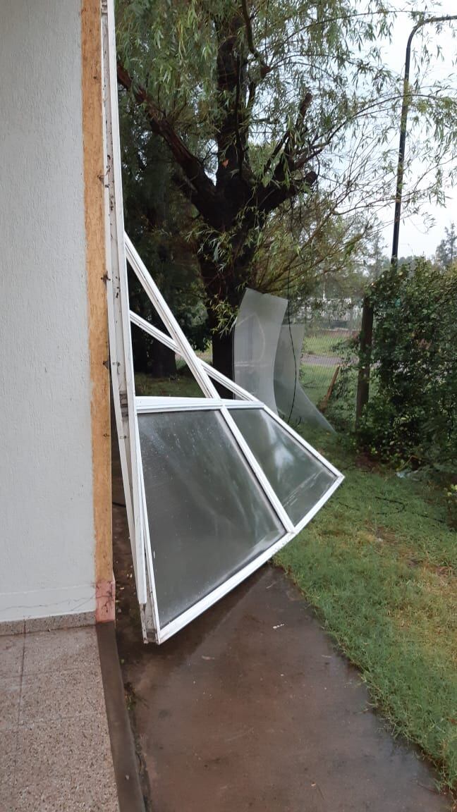 El Jardín de Infantes Nº 102 Alfredo Williner fue uno de los que sufrió las consecuencias de la tormenta