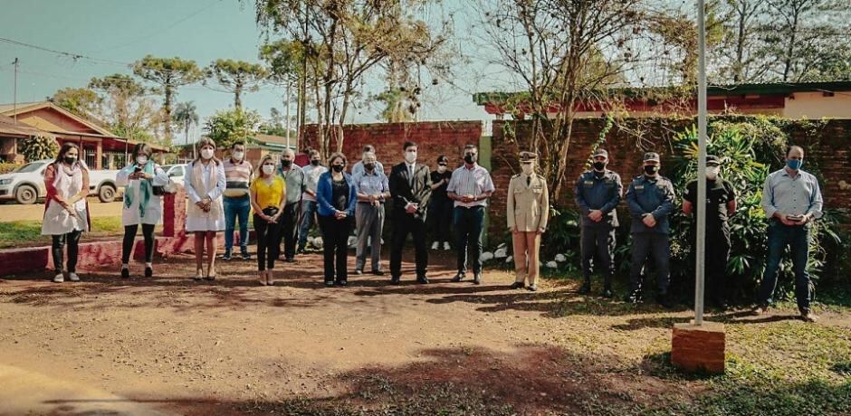 Acto conmemorativo por el 17 de Agosto en el barrio San Martín de Eldorado.