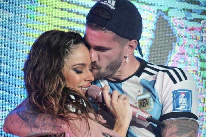 El tierno mensaje de Rodrigo De Paul a Tini Stoessel