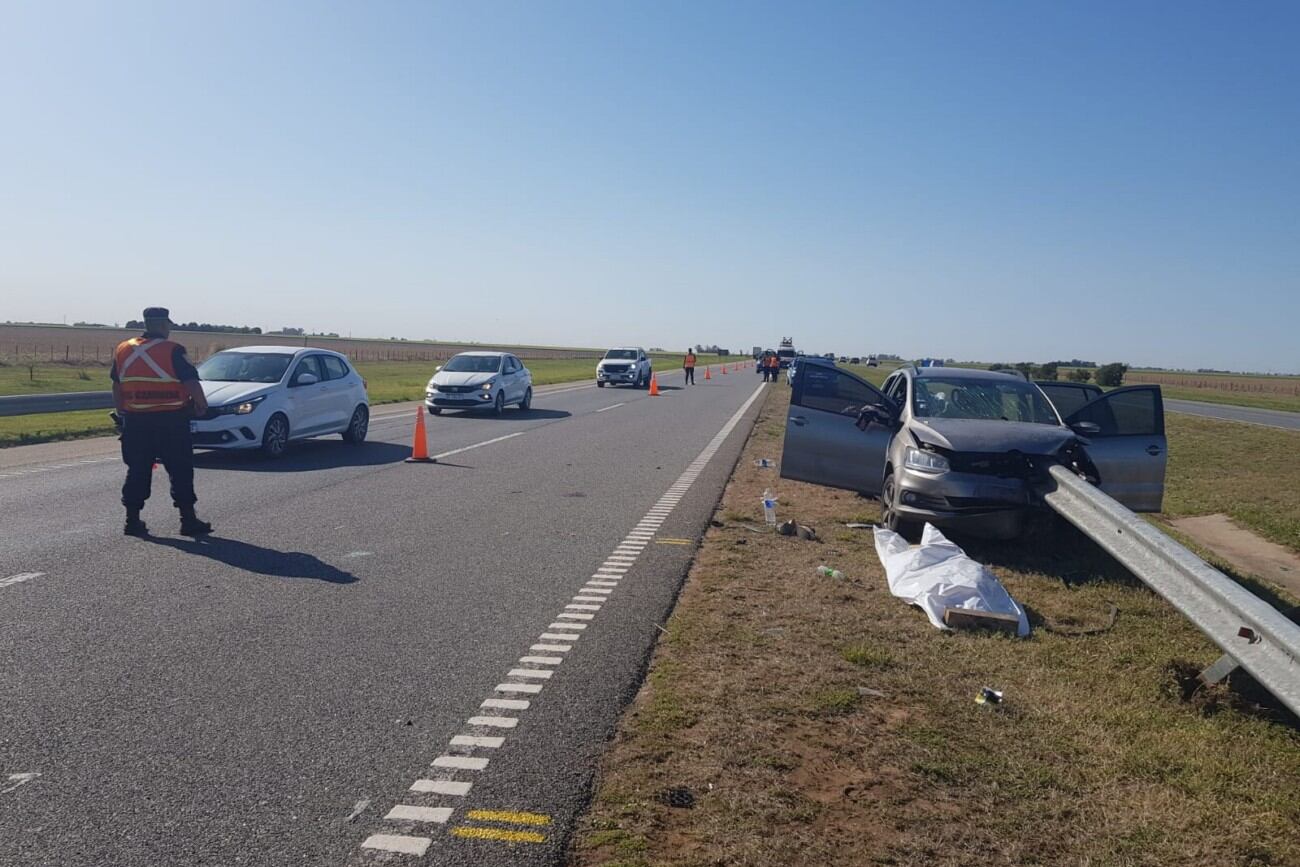 TRAGEDIA. El auto en el que viajaban los hinchas de Talleres (Nicolás Bravo/LaVoz).