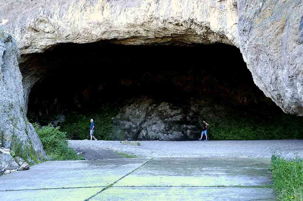 Gruta de Inti Huasi