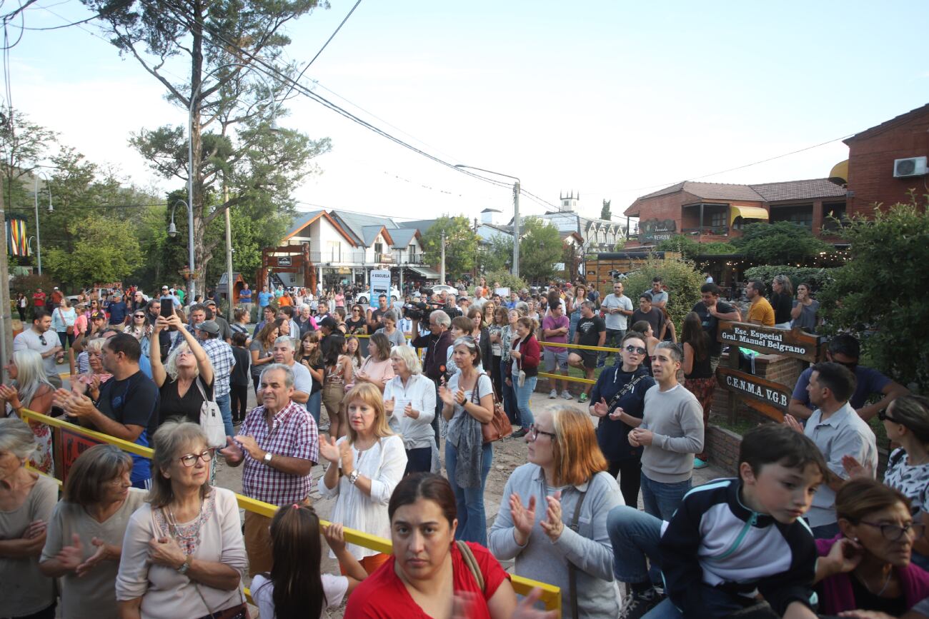 Villa General Belgrano. Vecinos marcharon pidiendo más seguridad. (La Voz)