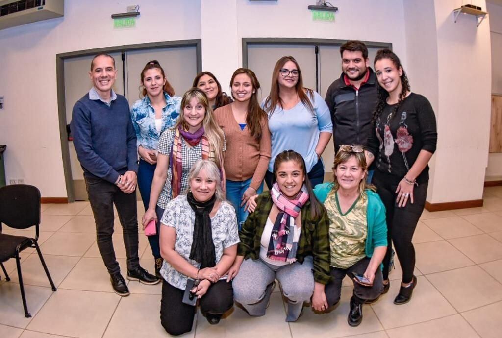 Comenzó la capacitación a promotores educativos comunitarios