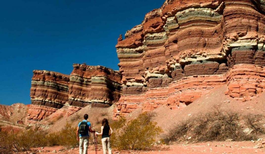 Por el momento, sigue habilitado el turismo interno.