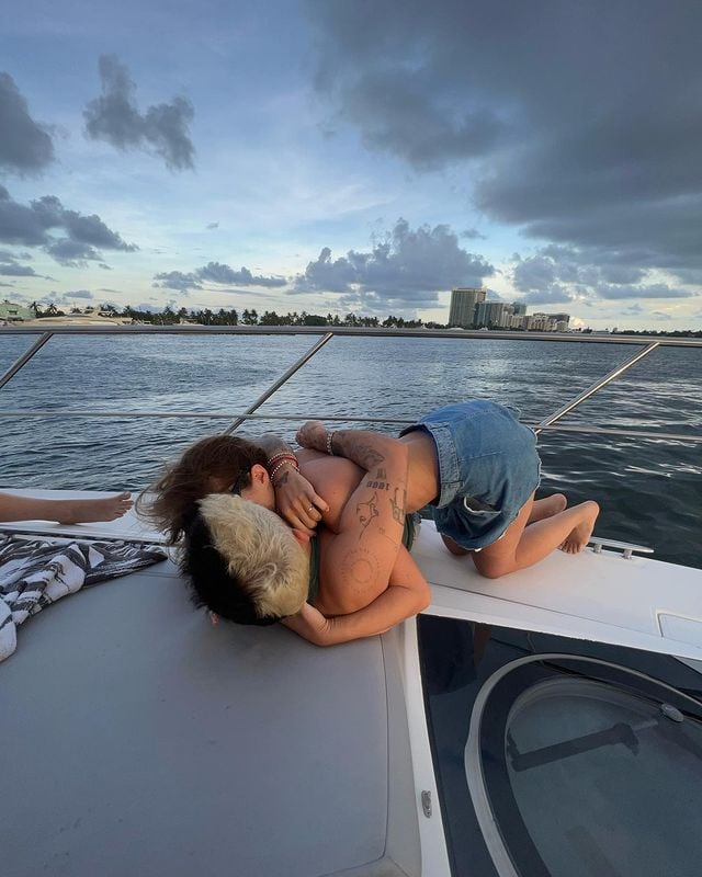 Postales de Stefi Roitman y Ricky Montaner en Miami