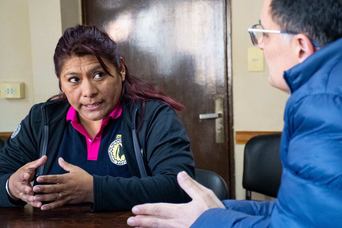 En tiempos de sororidad, mujeres taxistas de Jujuy hablan de “Taxifem”