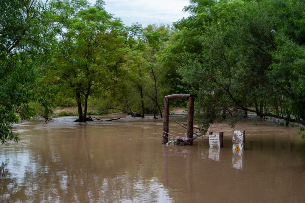 Crecida del Río Xanaes en Arroyito