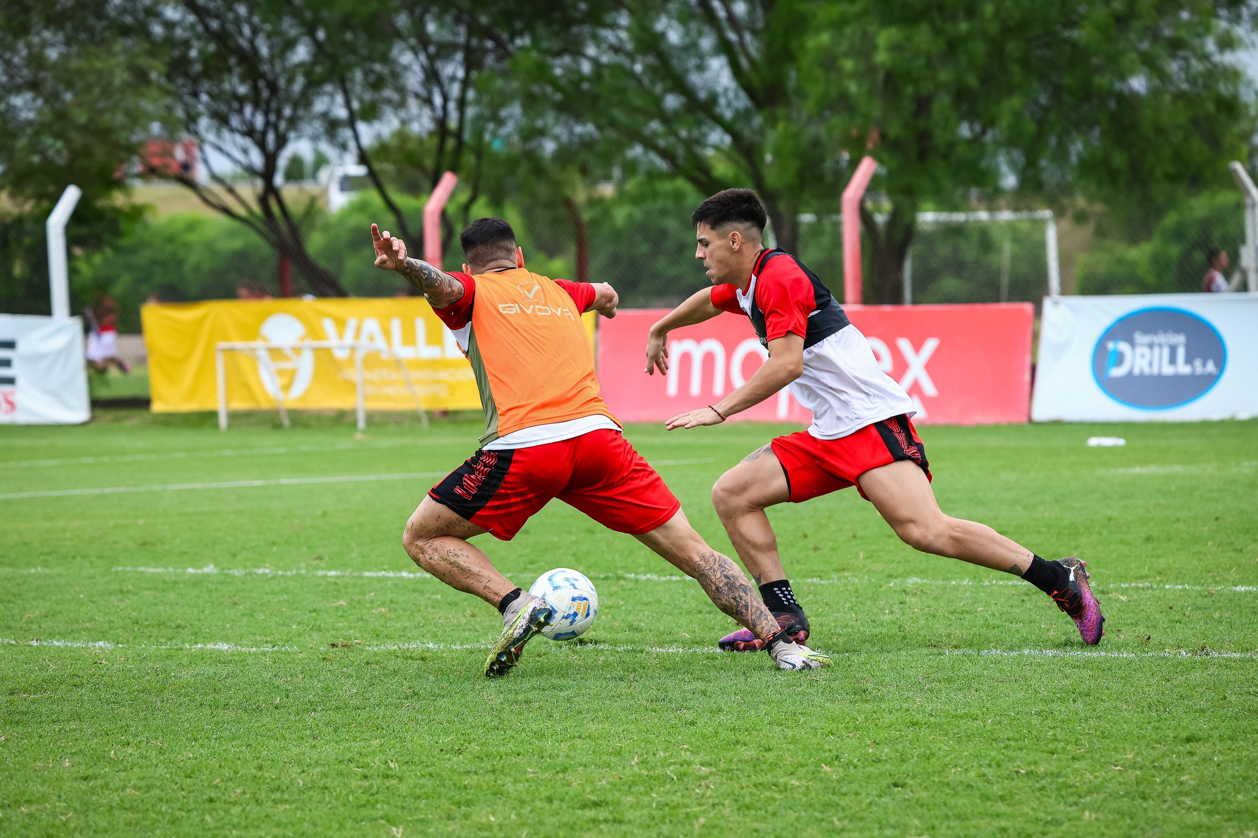 Alex Luna en un entrenamiento en La Agustina. (IACC).