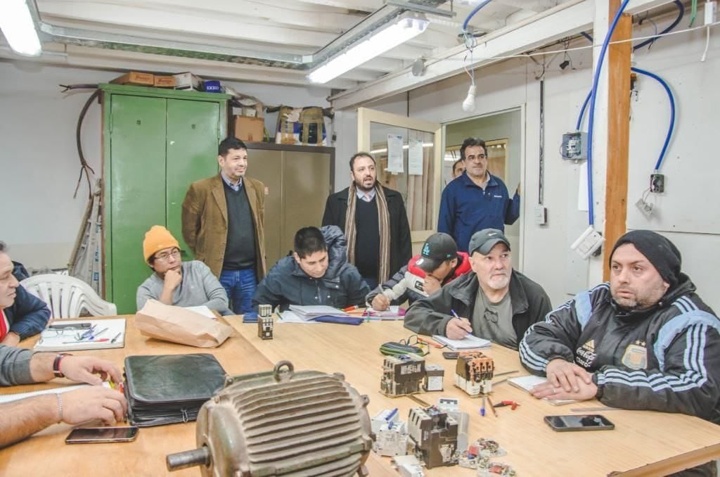 Los funcionarios recorrieron el Centro de Formación Laboral ubicado en Valle Andorra.