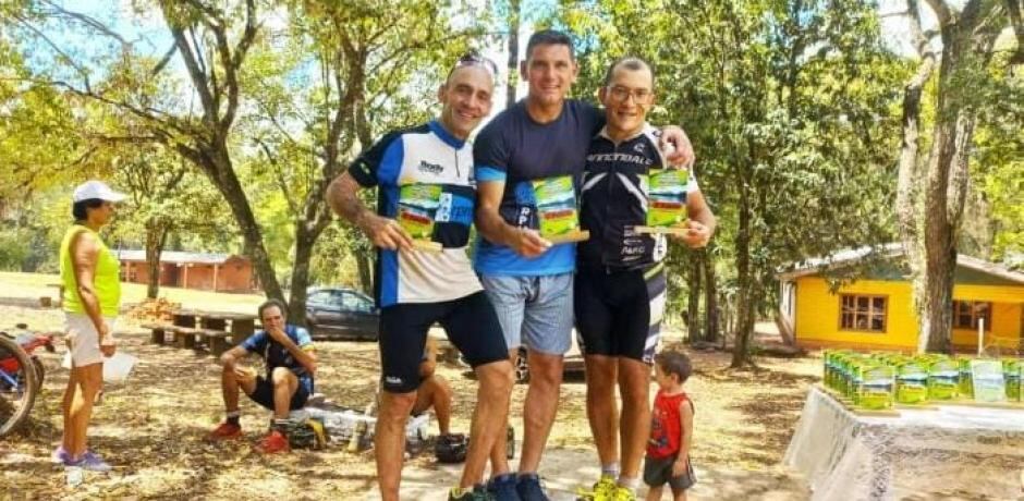 Eldorado se vistió de fiesta deportiva en el Balneario Piray Guazú.