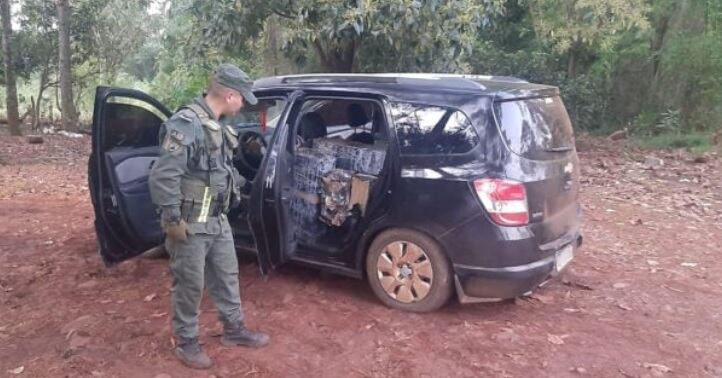 Secuestran impactante contrabando de marihuana en Jardín América.