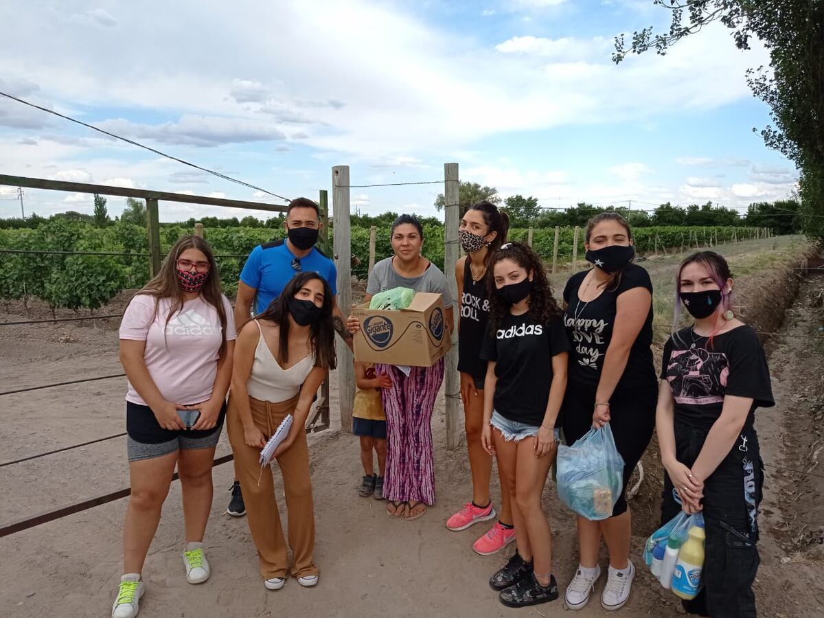 “Solidaridad ante todo” un proyecto creado por alumnos de la escuela Químicos Argentinos