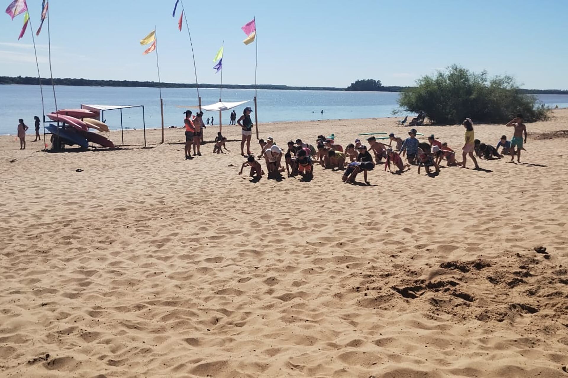 Multitudinaria participación de niños y adolescente en las Acciones de Verano de Colón