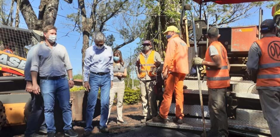 Planificarán obras de asfaltado para la ciudad de Eldorado.