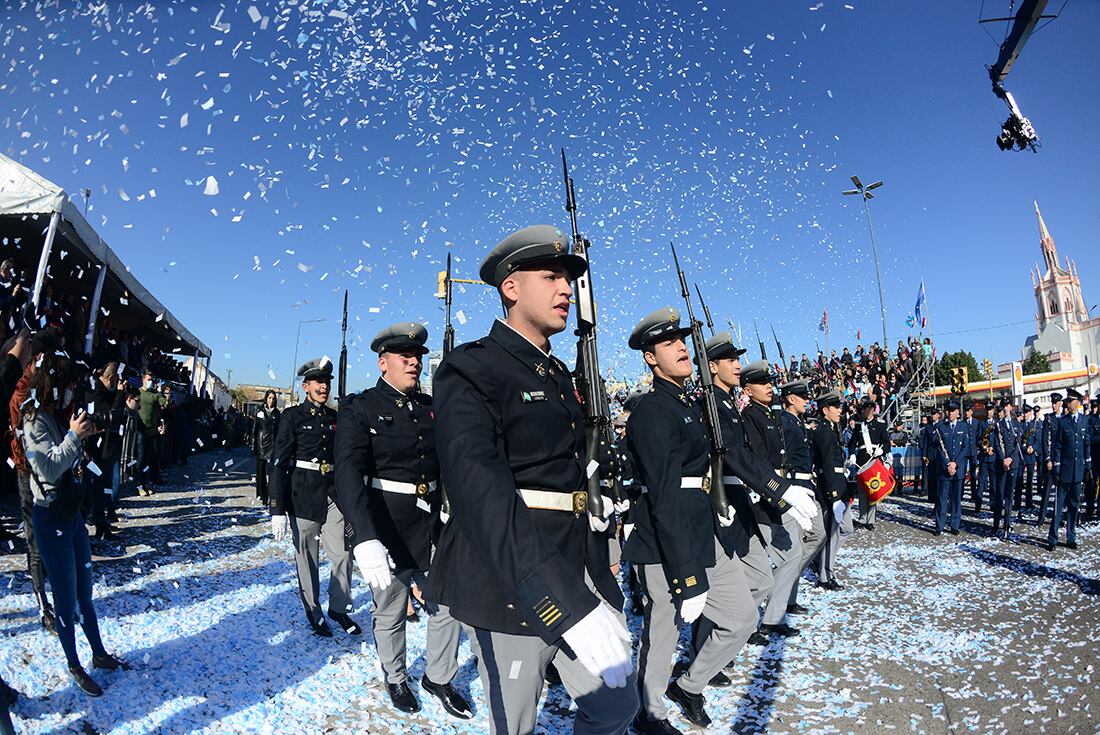 Desfile por el 9 de Julio en Córdoba Día de la Independencia en el Centro Cívico. (José Gabriel Hernández / La Voz)