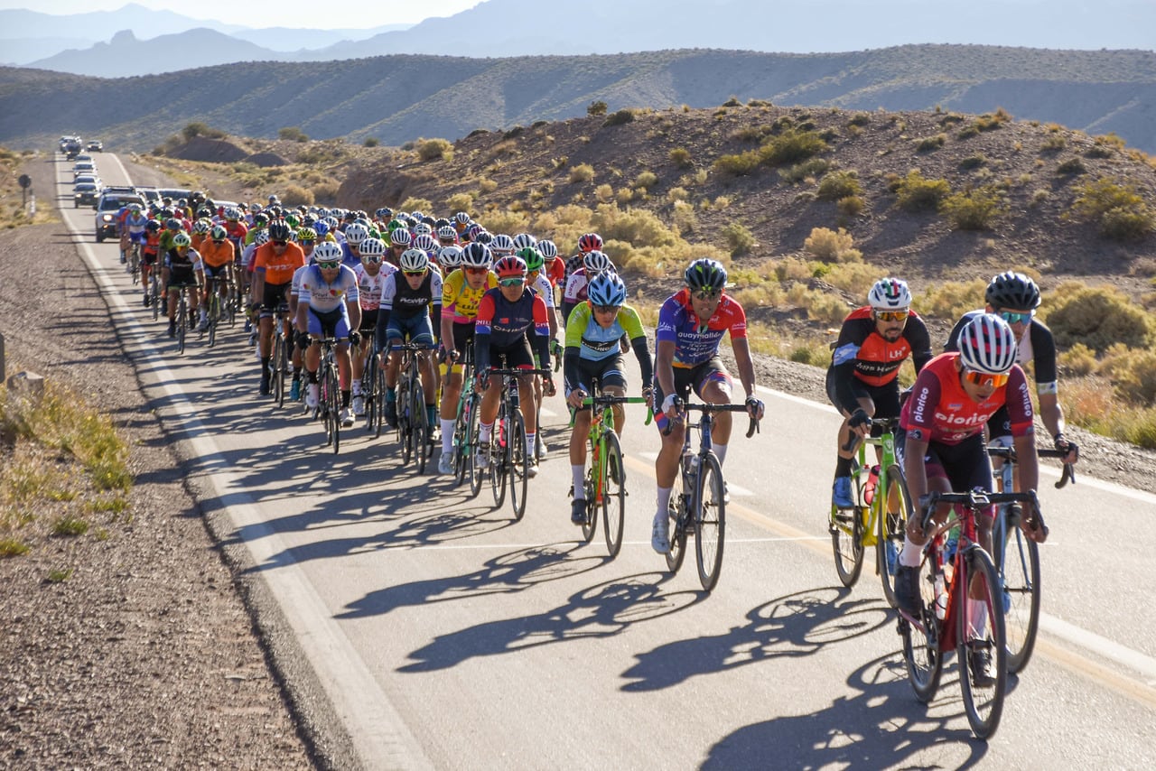 Vuelta de Mendoza 2023, septima etapa, el mendocino Mario Ovejero ganó la etapa reina en el Cristo Redentor.

Foto: Mariana Villa / Los Andes