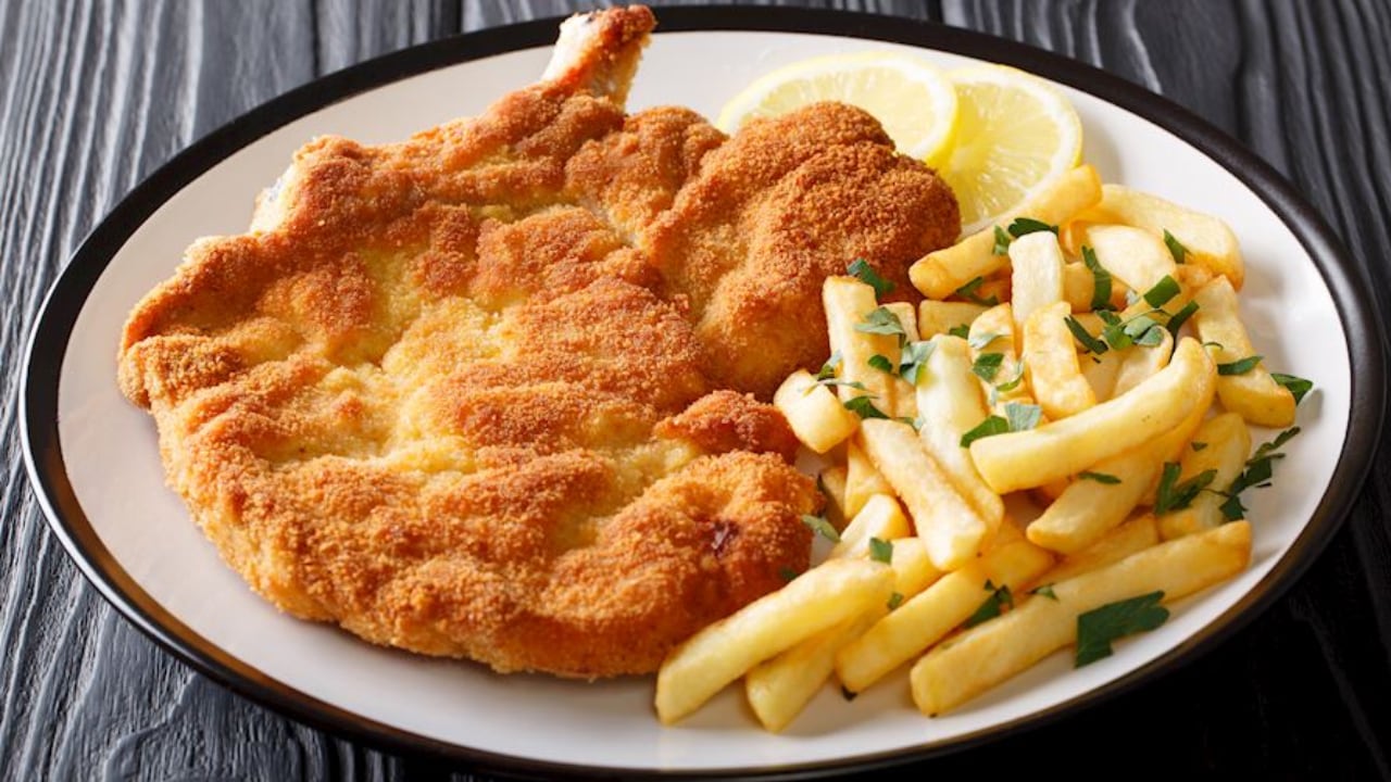 ¡La milanesa con qué acompañamiento se come?. Foto: shutterstock